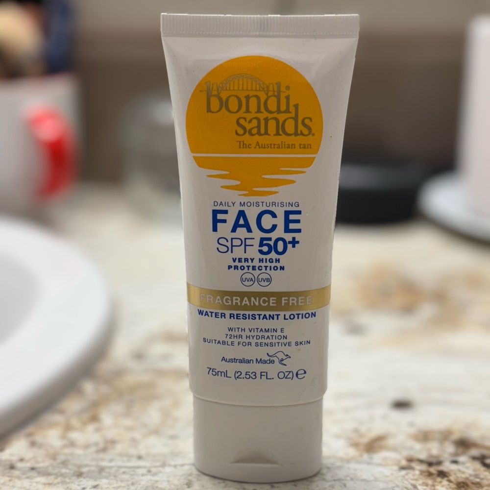 Bondi Sands SPF 50+ Face Lotion - Yellow and White